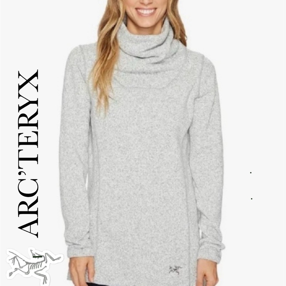 Arc'teryx Women's Light Gray Cowl Neck Sweater
